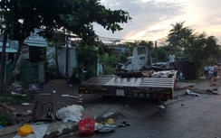 Xe đầu kéo đâm nhau, hai vợ chồng bán cá tử vong