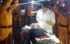 Đạp sóng trong đêm cứu ngư dân gặp nạn ở Trường Sa