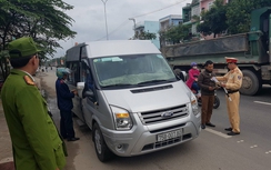 Liên ngành Đà Nẵng "giăng lưới", xử lý hàng loạt xe khách trá hình