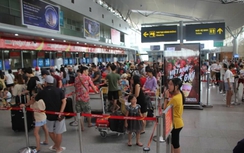 Khách ném điện thoại vào mặt nhân viên hàng không bị phạt mức nào?