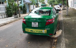 Du khách Hàn Quốc gí dao vào cổ cướp tài sản tài xế taxi
