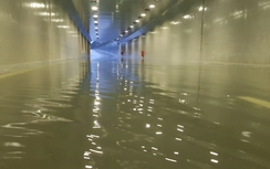 Có máy bơm tiền tỷ, hầm chui Đà Nẵng vẫn thành "ao" sau mưa