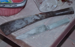 Bị lộ, nghi phạm giết người hung hãn chém Trưởng công an phường