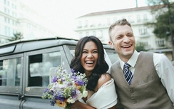 Video: Chồng Phương Vy bập bẹ hát "Tình thôi xót xa" tặng vợ