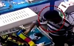 Ấn Độ: Nhân viên bệnh viện bẻ gãy chân trẻ sơ sinh