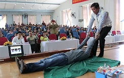 Video: Sơ cứu người bị tai nạn đúng cách