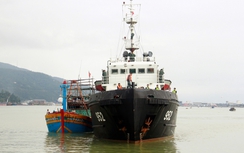 Cứu nạn thành công tàu cá cùng 10 ngư dân bị trôi dạt