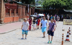 Phát hiện hàng loạt người Trung Quốc lao động chui tại Nha Trang