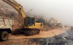 Nỗ lực khắc phục sạt lở đường Nha Trang - Đà Lạt