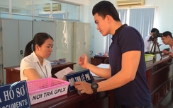 Hơn 1.400 cuộc gọi ngày đầu cấp, đổi GPLX mới qua tổng đài