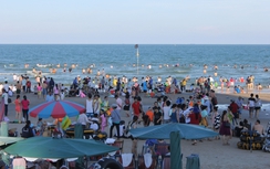 Mỏi mắt tìm hàng rong ở bãi biển Vũng Tàu