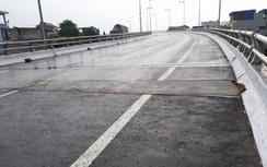 Khắc phục xong vị trí sụt lún tại cầu Tân Phong