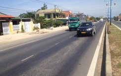 Yêu cầu khắc phục hư hỏng mặt đường QL1 qua Bình Định
