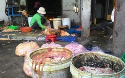 Thêm một cơ sở chế biến mỡ bẩn bị bắt quả tang