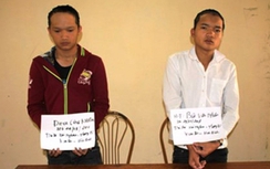 Hai kẻ bịt mặt táo tợn cướp nhà văn hóa thôn