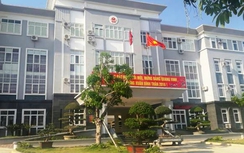 Trộm đột nhập trụ sở huyện đục két sắt, lấy trộm tiền