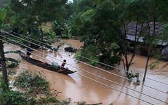Bộ GTVT: Khẩn trương khắc phục sạt lở đường, tắc tàu do mưa lũ