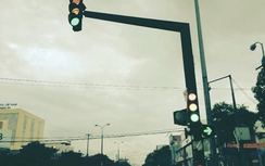 Giao thông TP Vinh "loạn" vì sét đánh?