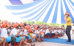 1.000 MBH đến với học sinh quê nhà Đại tướng Võ Nguyên Giáp