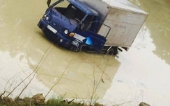 Hai nữ công nhân bị xe tải đâm chết