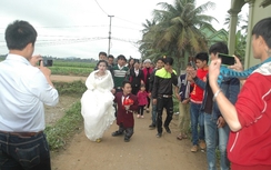 Đám cưới cổ tích của chàng lùn và nàng Bạch Tuyết