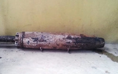 Thủy lôi dài 1,5m mắc lưới ngư dân Nghệ An