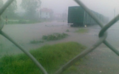 Sơ tán khẩn cấp, 4 người chết mất tích trong lũ lụt miền Trung