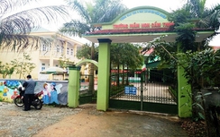 Nghi trường nấu thịt bẩn, 140 phụ huynh cho con nghỉ học