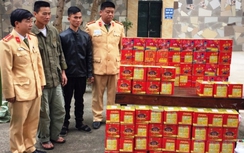Bắt 2 đối tượng vận chuyển 151 kg pháo ở Nghệ An