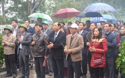 Ngành GTVT Nghệ An dâng hương tưởng niệm các anh hùng, liệt sĩ