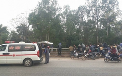 Công nhân đường sắt bị tàu hỏa đâm khi sơn cầu đã tử vong