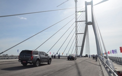 Thủ tướng cắt băng thông xe cầu Nhật Lệ 2