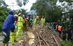 Nguy cơ vỡ đê, TP Vinh di dời khẩn cấp 4.000 dân