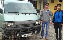 2 người trên xe ôtô cùng bị bắt vì gây TNGT rồi bỏ trốn