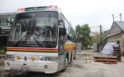 Xe dù biển Lào “hết cửa” lộng hành