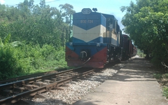 Đường sắt vận chuyển miễn phí hàng cứu trợ đồng bào miền Trung