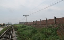 Chiếm hành lang đường sắt: Chủ đầu tư đô thị Phú Lương nói gì?