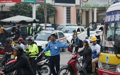 Các cửa ngõ về Thủ đô vẫn "nóng" sau Tết Dương lịch