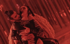 Sốc với MV đóng mác 16+ của Tóc Tiên