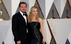 Leonardo DiCaprio hộ tống Kate Winslet trên thảm đỏ Oscar