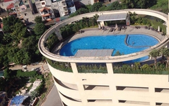 Bị mẹ doạ đánh, bé gái 9 tuổi rủ bạn đi qua đêm