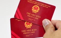 Hai nữ nhà báo bị thu hồi thẻ vì ép mua quảng cáo