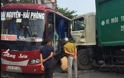 Xe chở rác gây tai nạn liên hoàn, 6 người thương vong