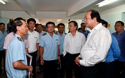 Bộ trưởng truy Cục trưởng Hải quan về "chi phí ngầm" khi thông quan