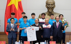 Áo thi đấu U23 tặng Thủ tướng được đấu giá khởi điểm 1 tỷ