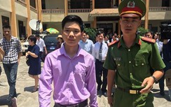 ĐBQH: "Sao lại đổ hết tội cho bác sĩ Hoàng Công Lương?"