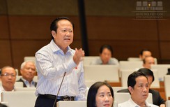 "Tổng cục trưởng phát ngôn "nguy hiểm" hơn khách mặc áo đường lưỡi bò"