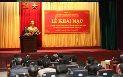 Gần 600 lãnh đạo, công chức thi nâng ngạch lên chuyên viên cao cấp