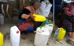 Lên Bản Phố say lòng với rượu ngô dân tộc