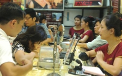 Chiều 14/5, giá vàng giảm tiếp 30 nghìn đồng